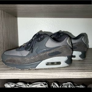 Womens Nike air max 90s
